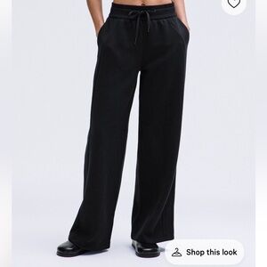 Scuba Lululemon Black pants